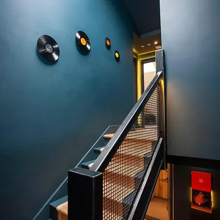 Higgihaus 4 Clare Street Location Apartment Bristol